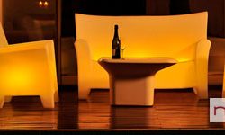 Muebles de diseño iluminados para exteriores – NODO Objetos